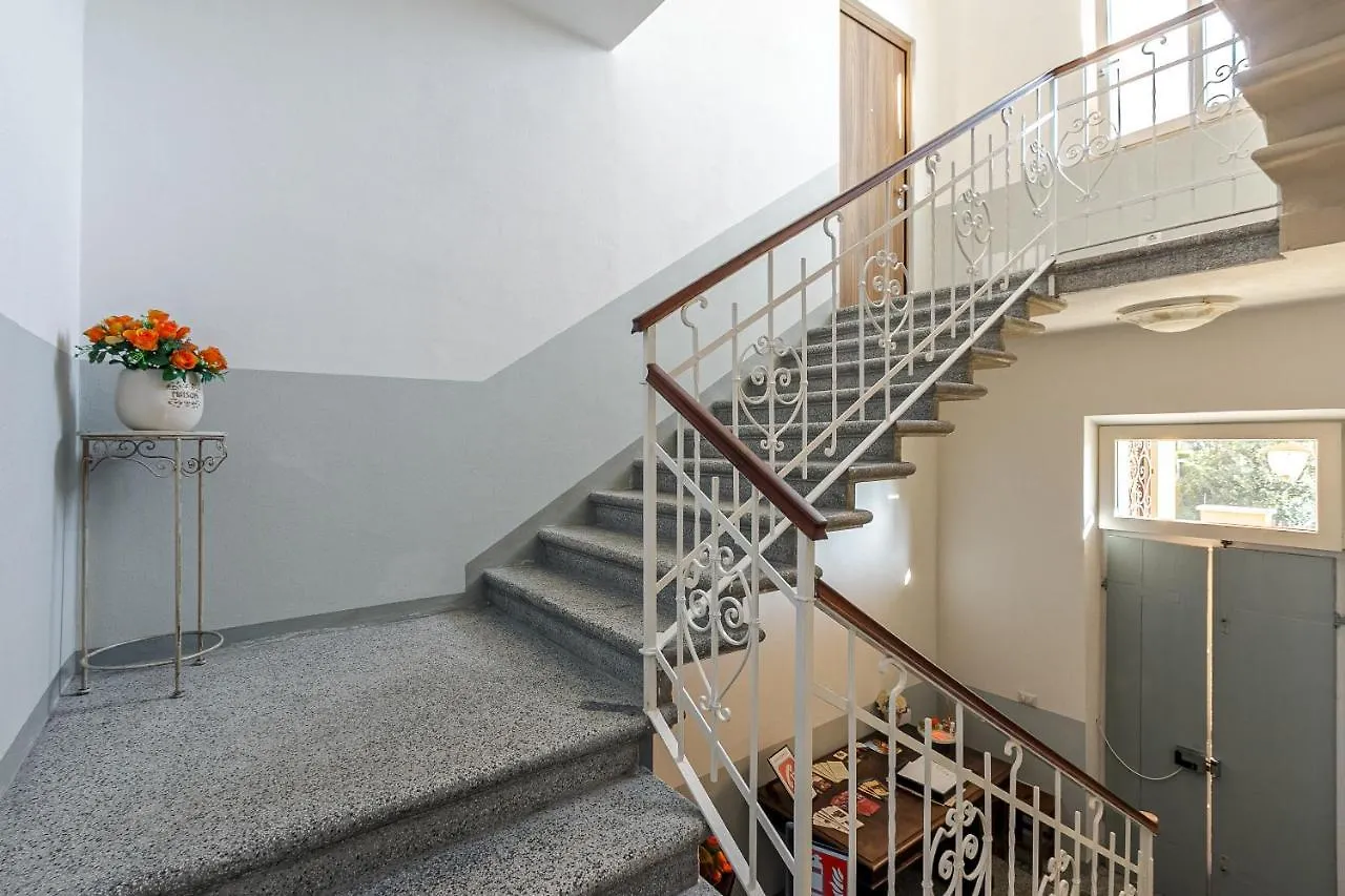 Al 33 Di Via Roma - Apartments Cardano Al Campo Italy