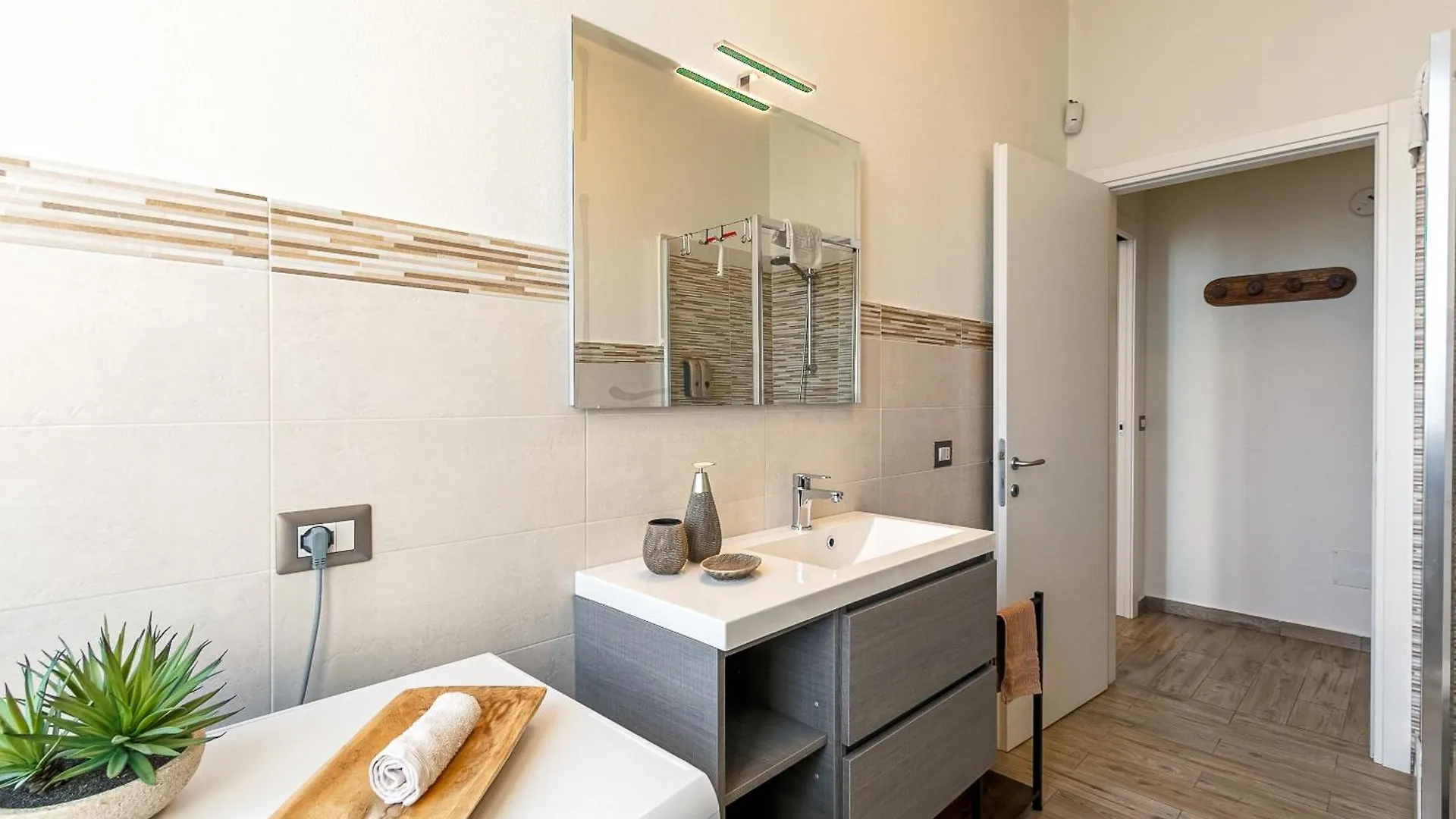 Al 33 Di Via Roma - Apartments Cardano Al Campo Italy
